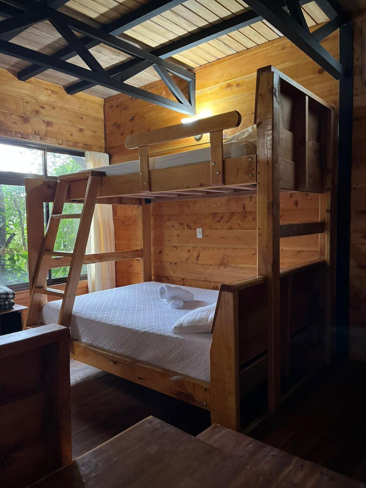 Cabanas El Bosque Turrialba Exterior foto